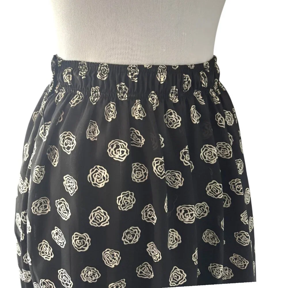 Vintage Dana Alexander 80s 3 Piece Skirt Set with blouse & scarf B/W floral sz 8